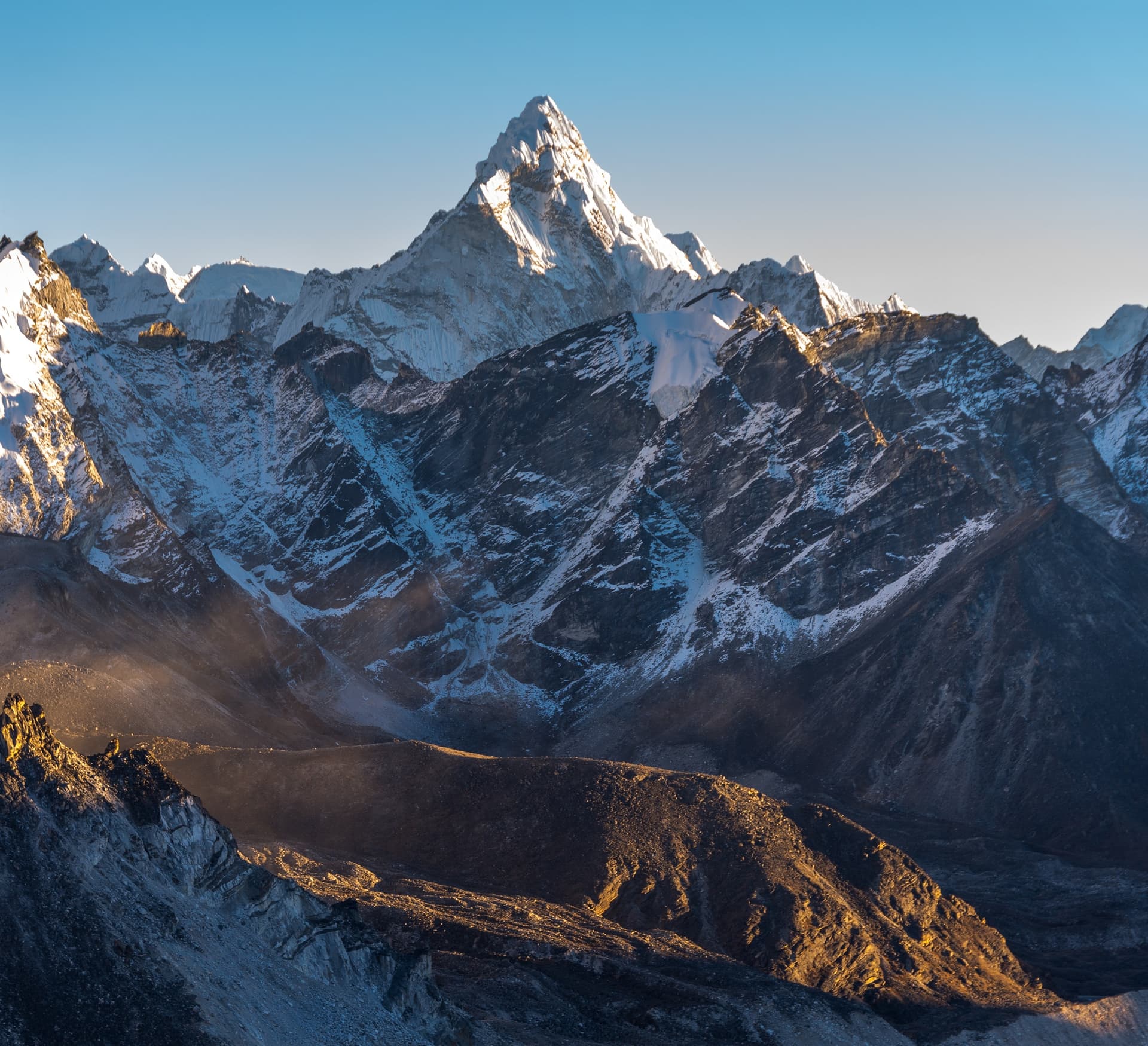 Everest Super Luxury Trek