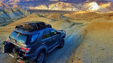 Jeep Heading To Upper Mustang
