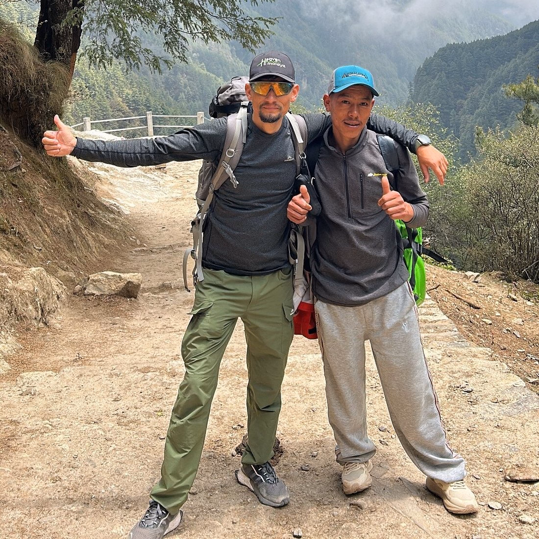 Jojo with his Guide Hari