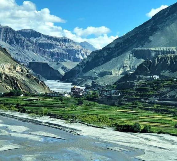 Jomsom to Muktinath Trek