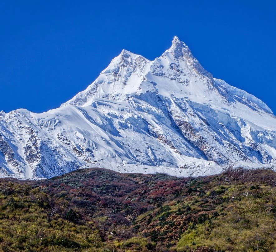 Manaslu Luxury Trek